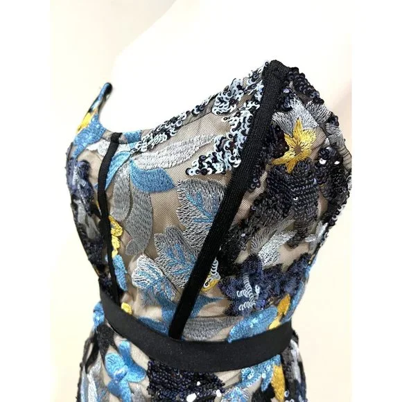 Beautiful Sequin floral dress - Picture 2 of 8